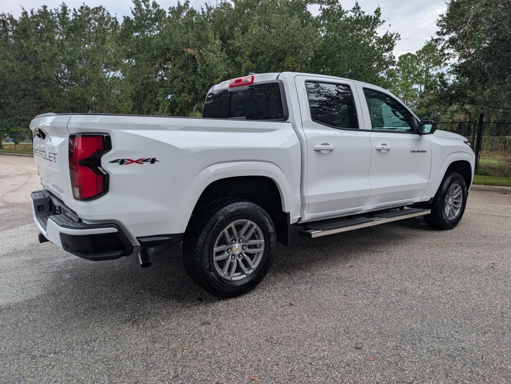 New 2026 Chevrolet Colorado LT w/ LT Convenience Package AWD/4WD image 9