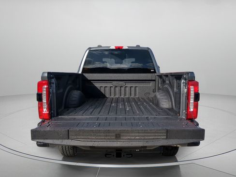 New 2026 Ford F250 Lariat w/ Black Appearance Package image 41