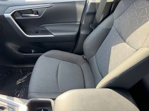 Certified 2025 Toyota RAV4 XLE AWD/4WD image 22