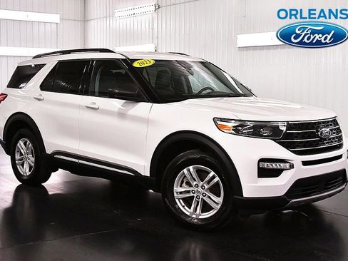 Used 2023 Ford Explorer XLT w/ Equipment Group 202A image 1