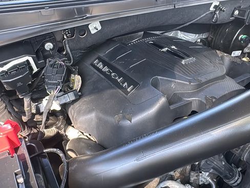 Used 2019 Lincoln Navigator L Reserve w/ Cargo Package image 53