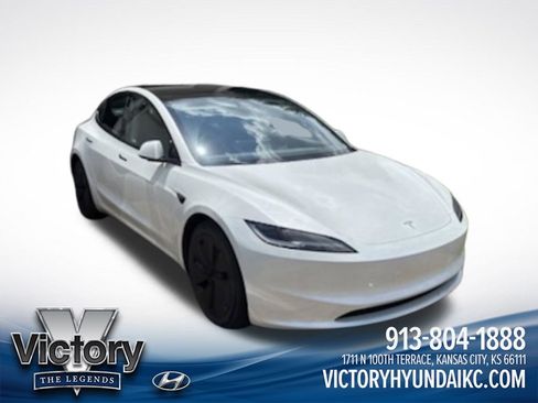 Used 2024 Tesla Model 3 Long Range AWD/4WD image 2