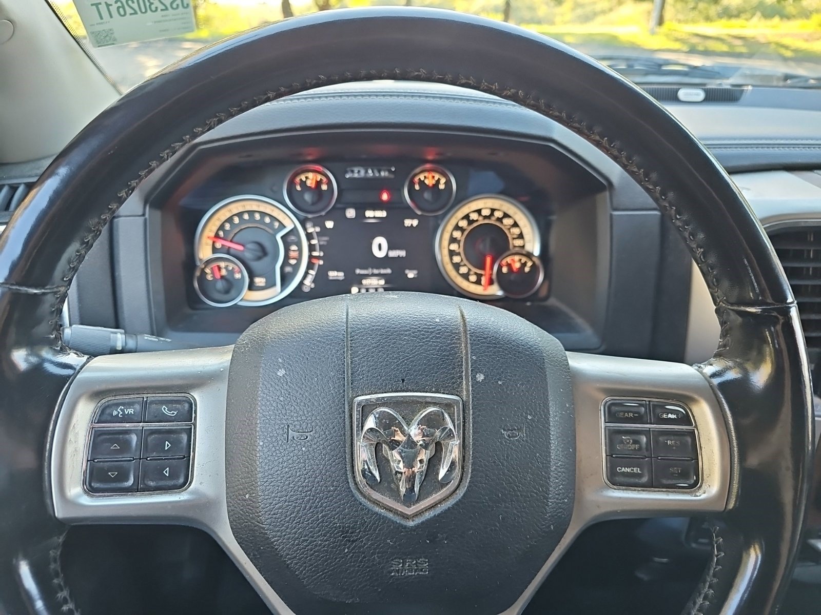 Used 2018 RAM 1500 Laramie w/ Convenience Group AWD/4WD image 21