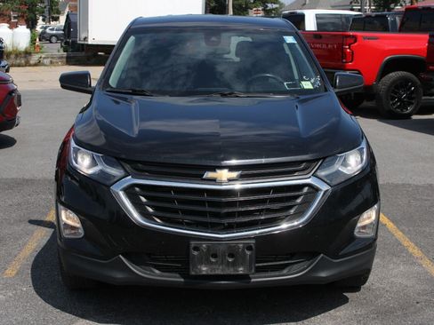 Used 2020 Chevrolet Equinox LT w/ Driver Convenience Package AWD/4WD image 2