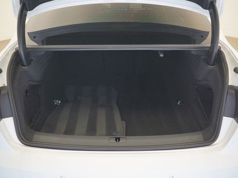 Used 2023 Audi A4 2.0T Premium w/ Convenience Package image 12