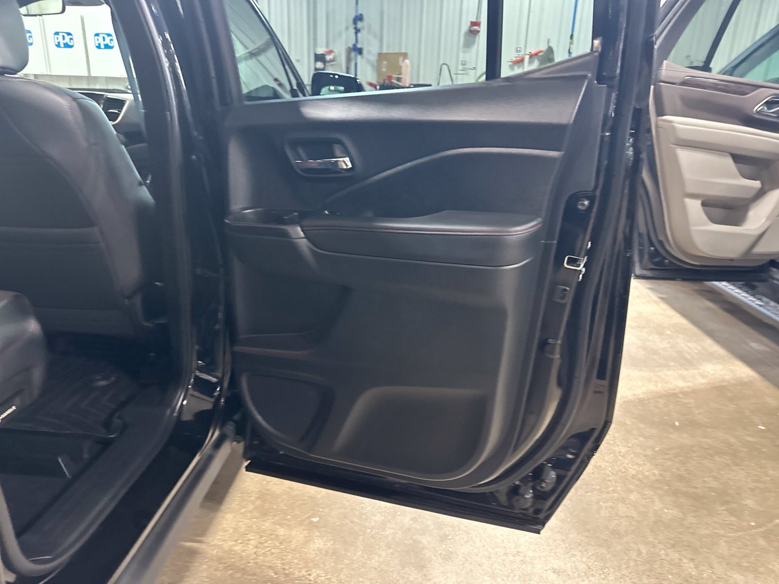 Used 2021 Honda Ridgeline Black Edition image 35