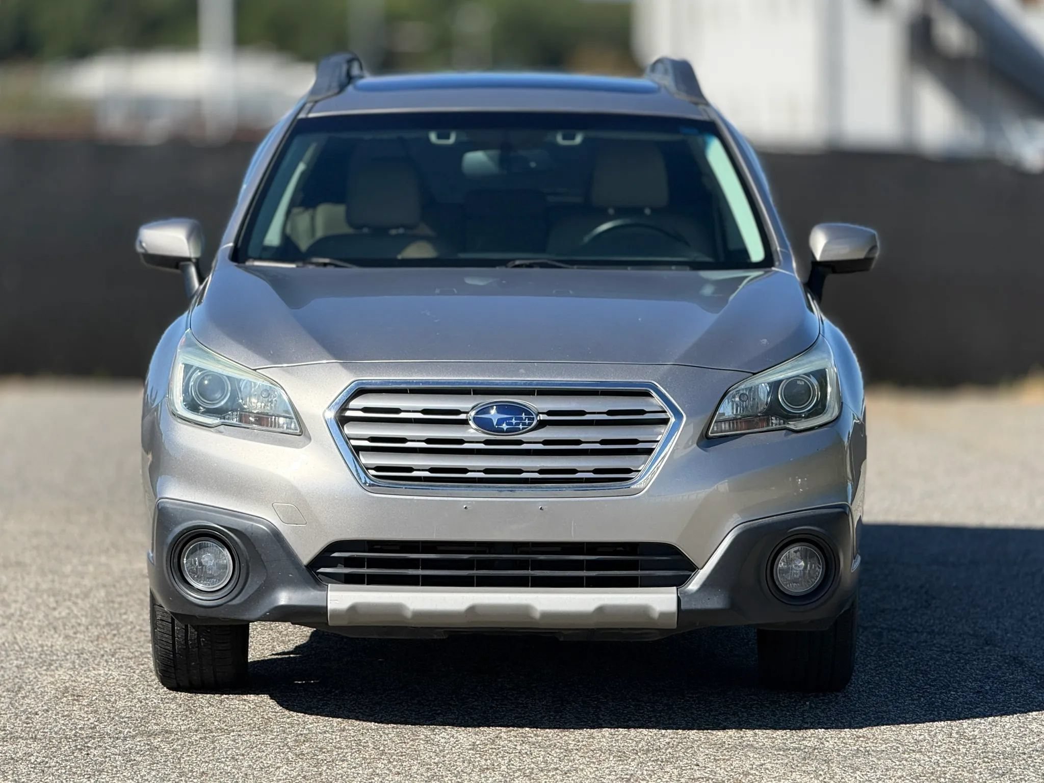 Used 2016 Subaru Outback 2.5i Limited AWD/4WD image 5