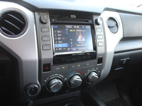 Used 2015 Toyota Tundra SR AWD/4WD image 20