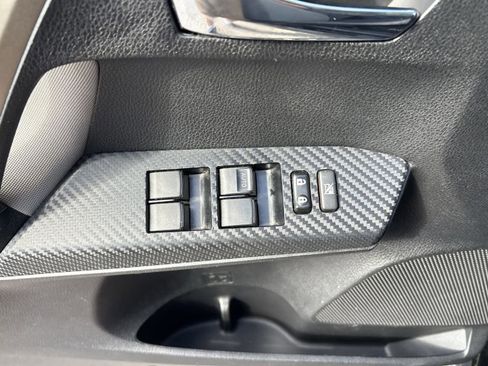 Used 2015 Toyota RAV4 XLE image 18