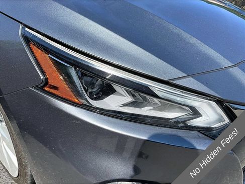 Used 2020 Nissan Altima 2.5 SR FWD image 26