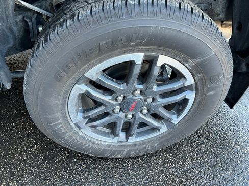 Used 2024 Toyota Tacoma TRD Sport w/ TRD Sport Premium Package image 2