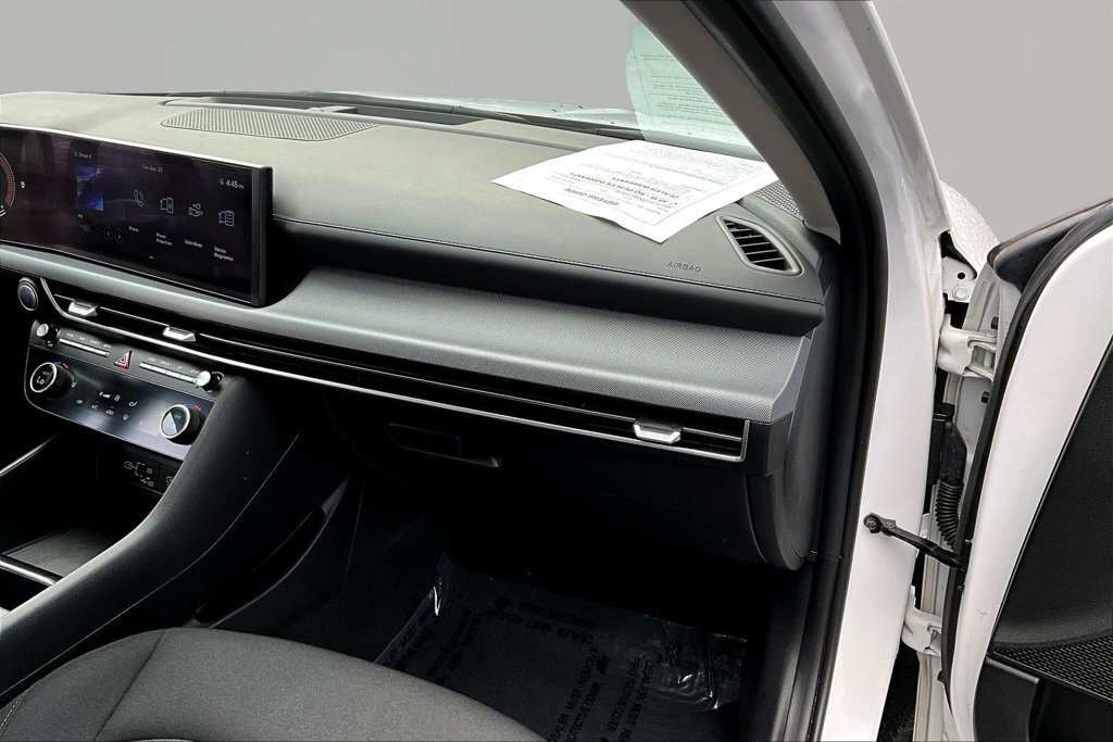 Used 2025 Hyundai Sonata SEL FWD image 26