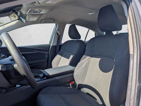 Used 2025 Toyota Camry LE FWD image 21