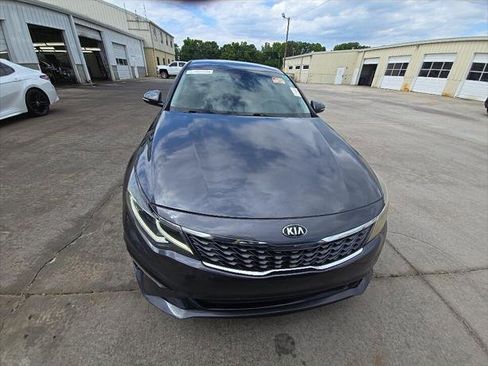 Used 2020 Kia Optima LX FWD image 3