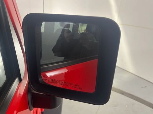 Used 2017 Jeep Wrangler Unlimited Rubicon w/ Connectivity Group image 48