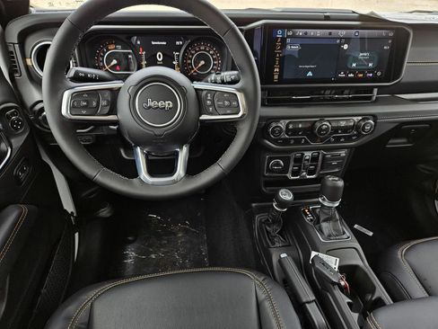 New 2025 Jeep Wrangler Unlimited Sahara image 20