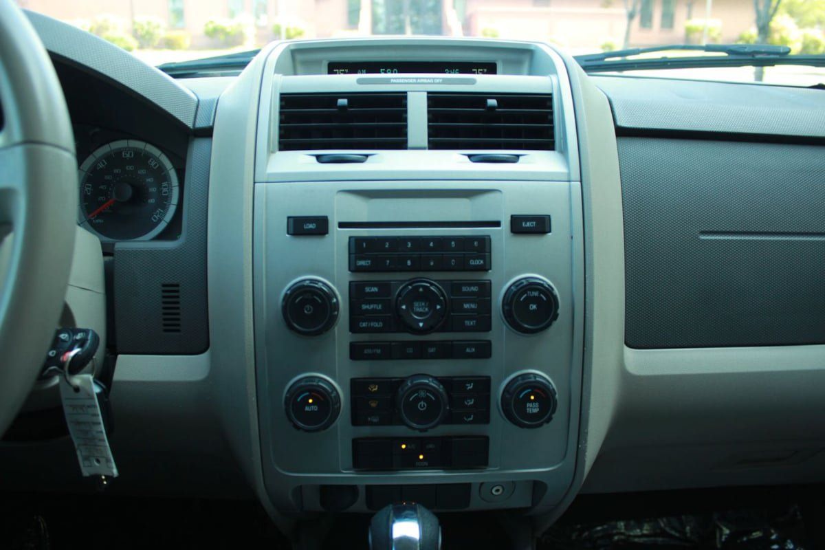 Used 2008 Ford Escape 4WD Hybrid image 14