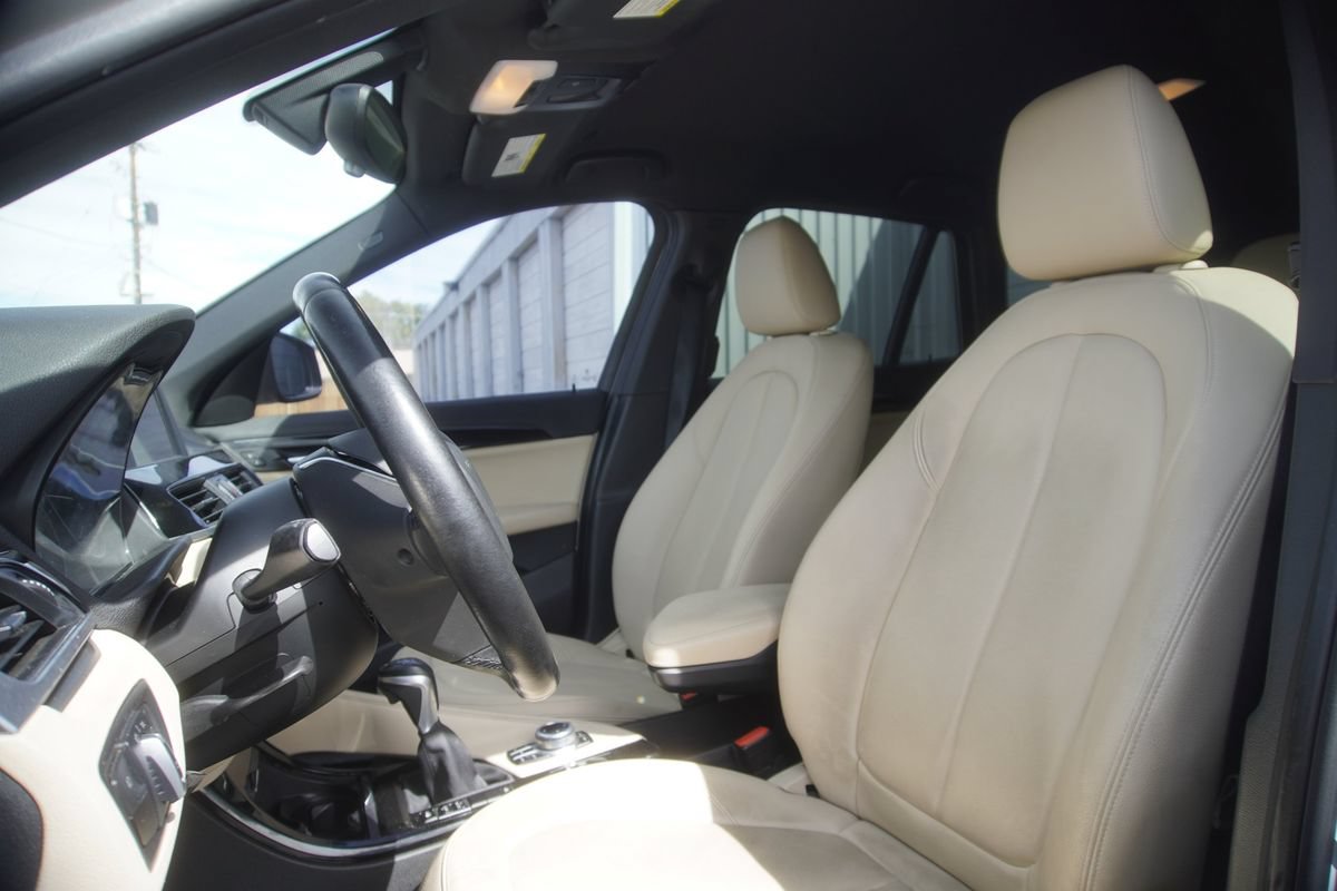 Used 2016 BMW X1 xDrive28i AWD/4WD image 9