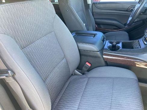 Used 2018 GMC Yukon SLE w/ SLE Value Package image 23