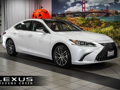 Certified 2025 Lexus ES 350 w/ Premium Package