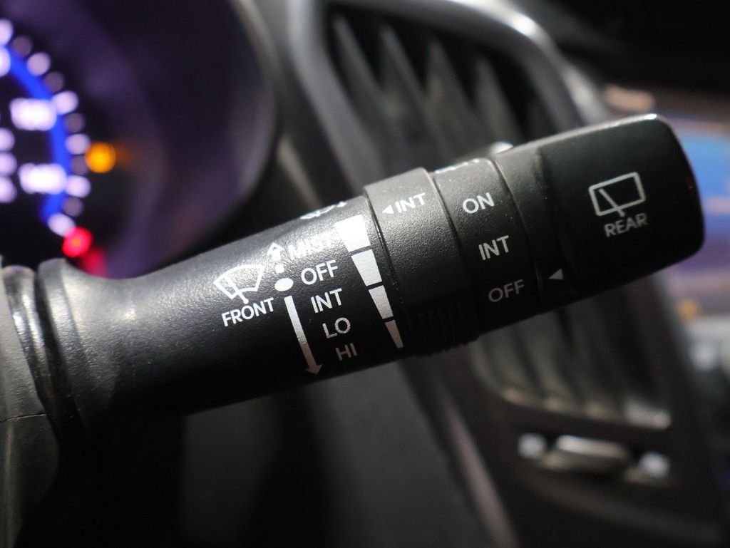 Used 2014 Hyundai Veloster Turbo FWD image 33