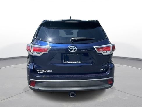 Used 2016 Toyota Highlander XLE FWD image 7