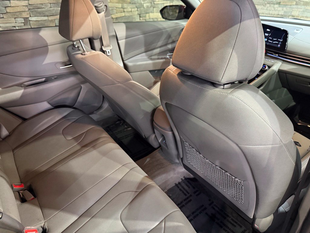 Used 2024 Hyundai Elantra SEL w/ Convenience Package FWD image 34