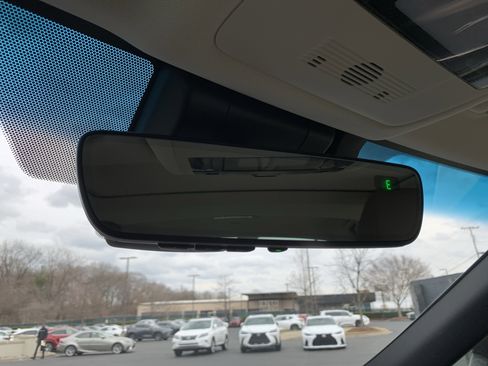 Used 2021 Lexus ES 250 w/ Premium Package image 27