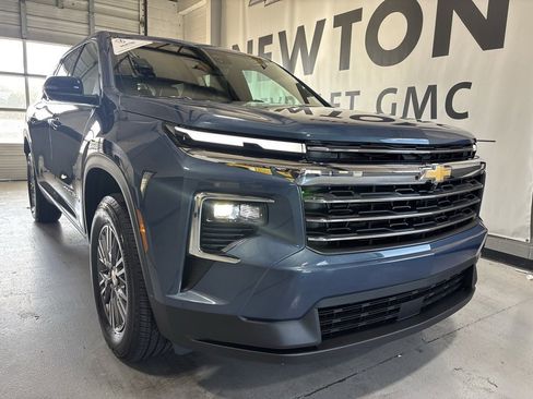 New 2026 Chevrolet Traverse LT w/ Driver Confidence Package image 35