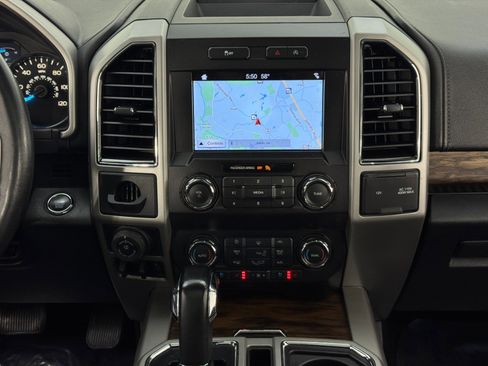 Used 2019 Ford F150 Lariat image 22