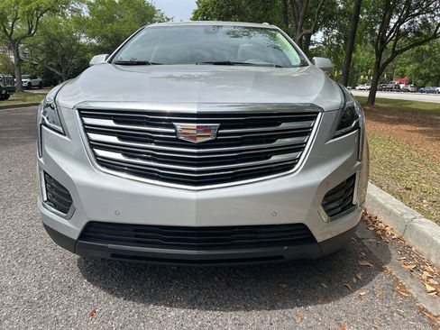 Used 2019 Cadillac XT5 Luxury image 3