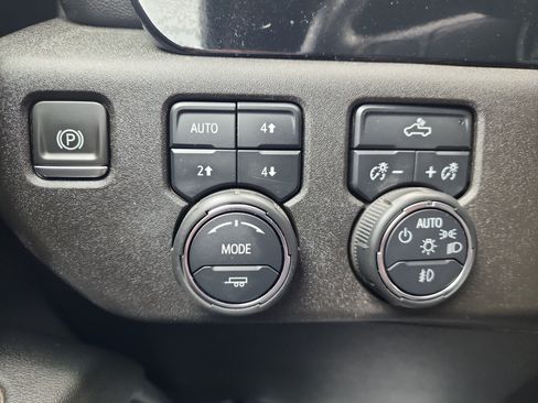 Certified 2024 Chevrolet Silverado 1500 RST w/ Z71 Off-Road Package AWD/4WD image 22