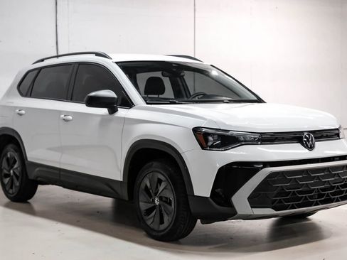Used 2025 Volkswagen Taos S FWD image 6