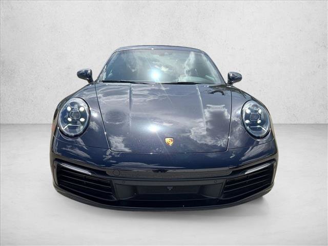 Used 2021 Porsche 911 Carrera RWD image 2