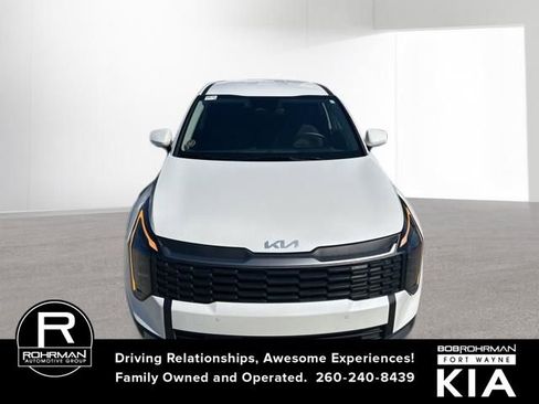 Used 2026 Kia Sportage LX image 9