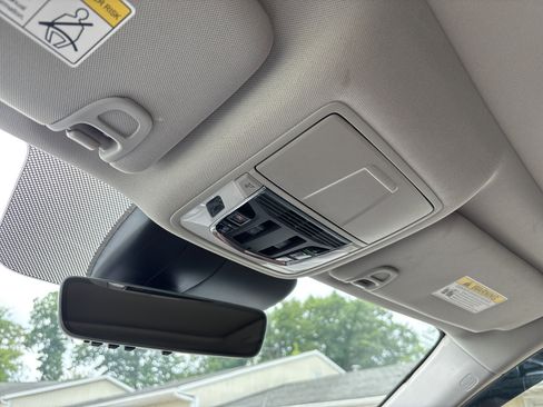 Used 2019 Acura RDX AWD w/ Advance Package image 31