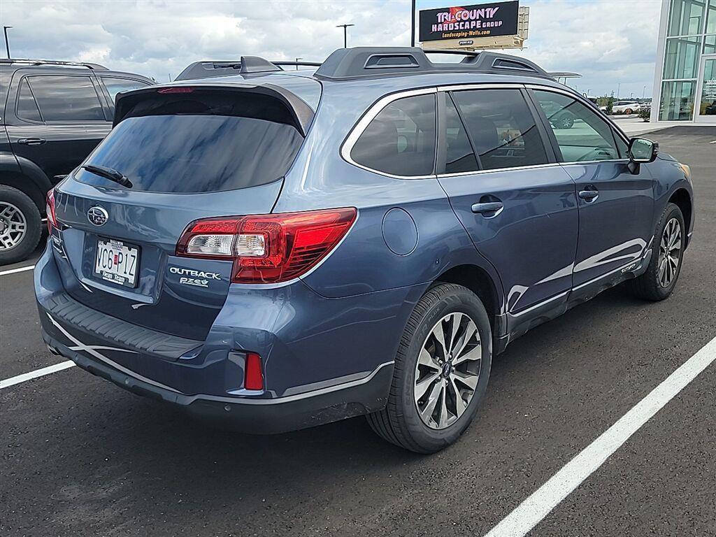 Used 2017 Subaru Outback 2.5i Limited AWD/4WD image 5