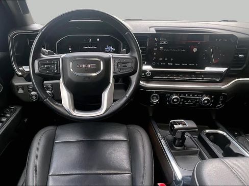 Used 2023 GMC Sierra 1500 SLT AWD/4WD image 5