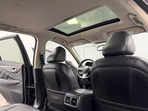 Used 2019 INFINITI Q50 Luxe RWD image 47