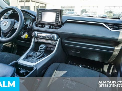 Used 2021 Toyota RAV4 LE FWD image 25