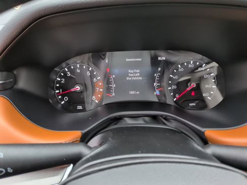 Used 2025 Jeep Compass Limited image 26