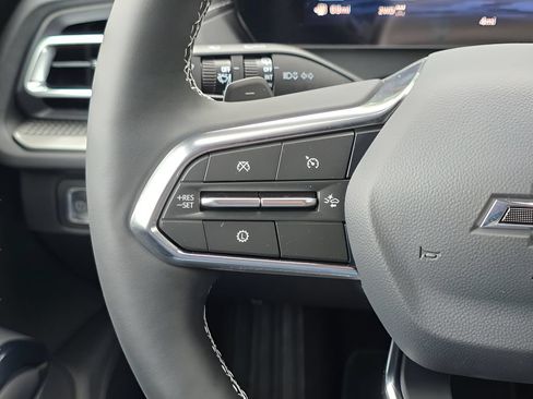 New 2026 Chevrolet Traverse LT w/ Midnight/Sport Edition AWD/4WD image 19
