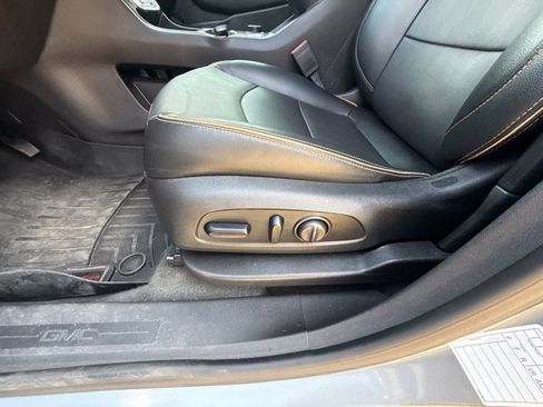 Used 2023 GMC Terrain AT4 AWD/4WD image 6