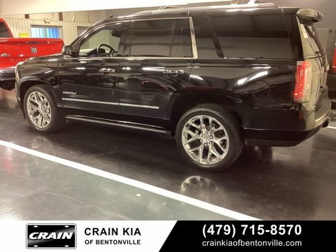 Used 2018 GMC Yukon Denali w/ Denali Ultimate Package image 3