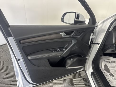Used 2024 Audi Q5 2.0T Premium Plus AWD/4WD image 13