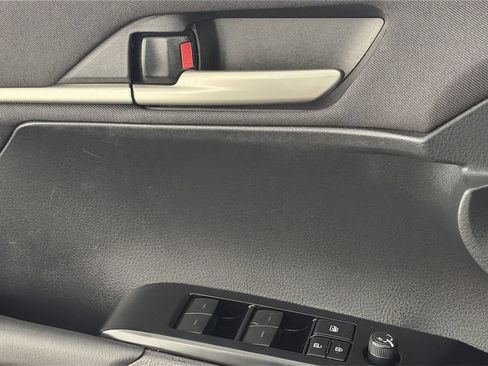 Used 2025 Toyota Camry LE FWD image 17