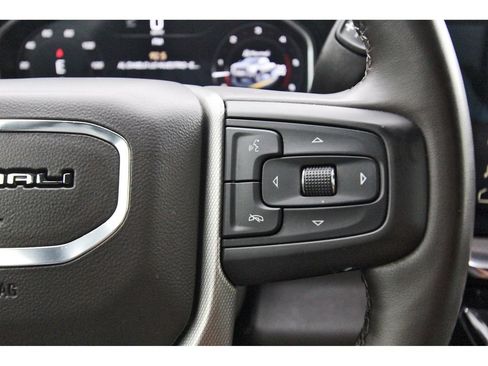 Used 2024 GMC Sierra 2500 Denali w/ Denali Reserve Package AWD/4WD image 16