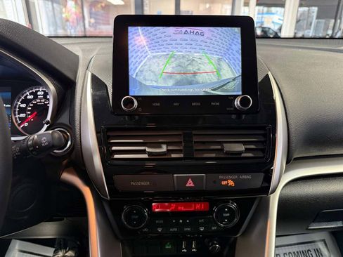 Used 2025 Mitsubishi Eclipse Cross SE image 17