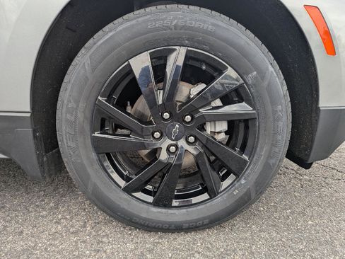 Used 2023 Chevrolet Equinox LS w/ LS Convenience Package image 9