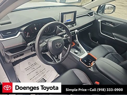 Used 2024 Toyota RAV4 Adventure image 11